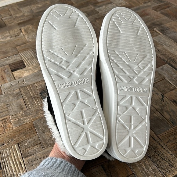 Minnetonka Women’s Zella Clog Mule Shoes NWT - Picture 6 of 9